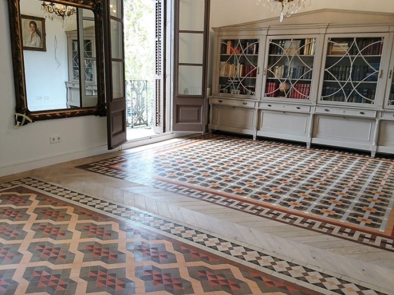 Técnica propia y sistematizada de&nbsp;pulido ecológico y antialérgico&nbsp;con reducción de polvo 90% Recuperación de colores originales. Mejora media estimada 80% según caso a personalizar. Los&nbsp;pavimentos de barro y Gres&nbsp;precisan ser&nbsp;pulidos y tratados químicamente&nbsp;contra las&nbsp;manchas&nbsp;de&nbsp;vino, café o aceite y así se mantendrán limpios...