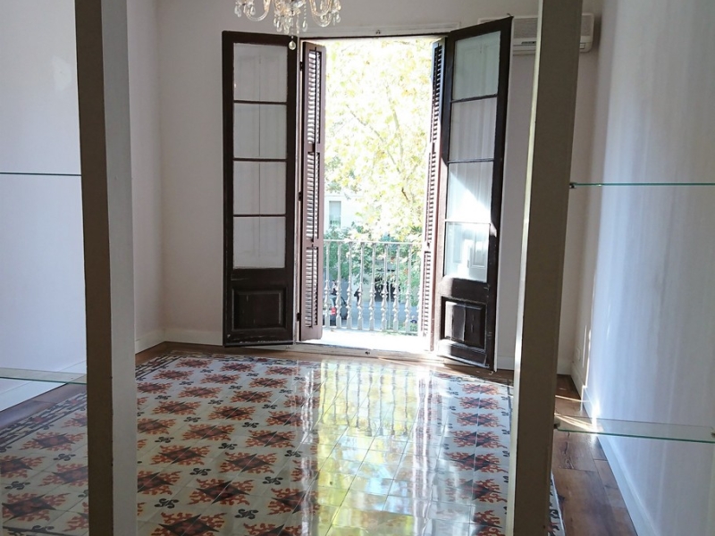 www.pulidordesuelosbarcelona.com pulido de suelos de mosaico hidráulico, Nolla, terrazo, piedra natural, gres y barro cocido toba. Tratamiento de limpieza y protección de superficies.&nbsp;Si estás buscando&nbsp;Pulido de suelos de mosaico en Badalona estamos muy cerca de ti.