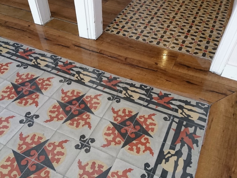  Si estás buscando&nbsp;Pulido de suelos de mosaico en Manresa estamos muy cerca de ti. Somos&nbsp;especialistas en Pulido de suelos de mosaico, y ofrecemos nuestros servicios en Manresa. Solicita más información llamándonos a los teléfonos: 93 232 00 42O enviándonos un correo electrónico.&nbsp; 
